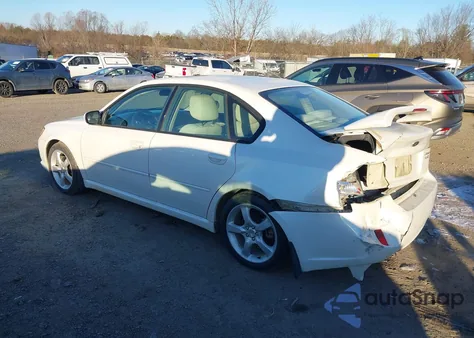 2009 Subaru Legacy 2.5I z USA, uszkodzony, nr VIN 4S3BL616297228205